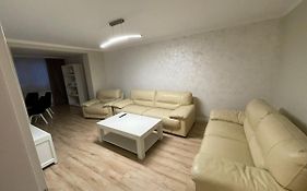 Apartament 1 Lalelelor